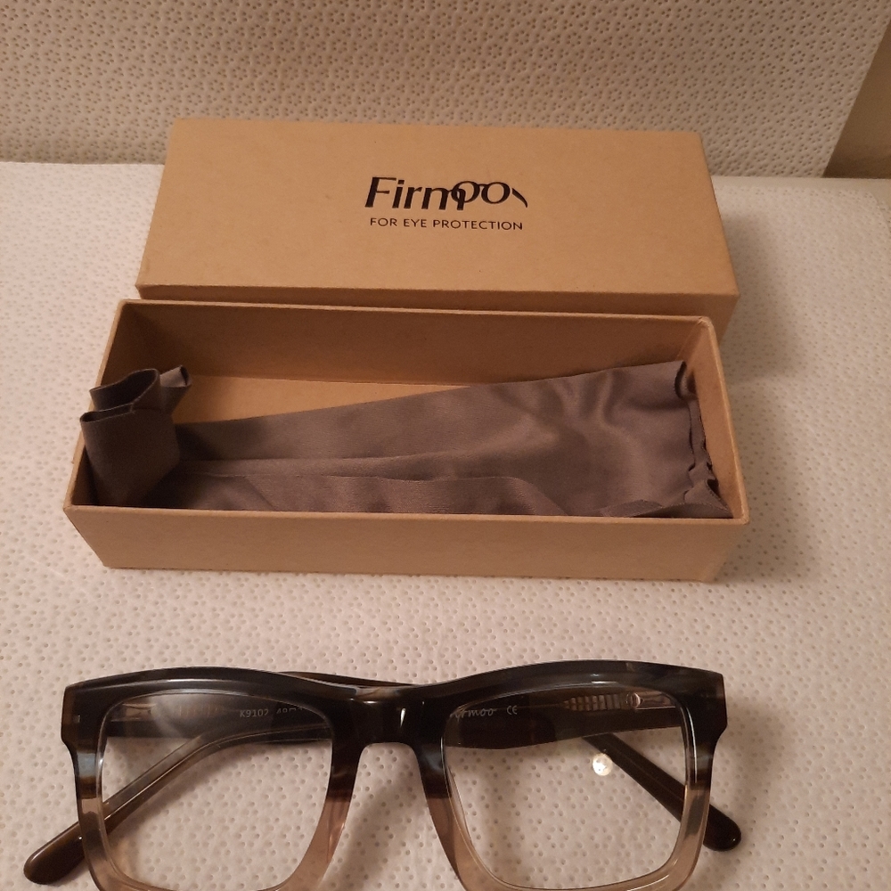 Firmoo safety glasses,exellent condition
